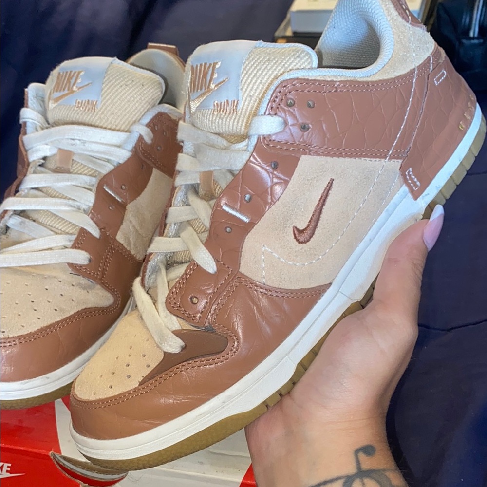 Authentic Nike Dunk Low Disrupt 2 SE W8